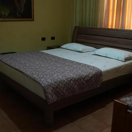 Alen Bar Hotel Tirana