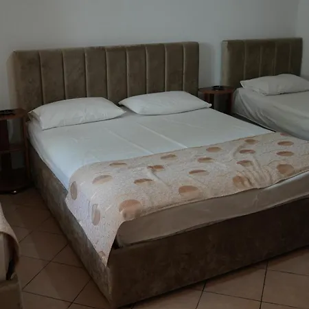 Hotel Alen Bar 3*